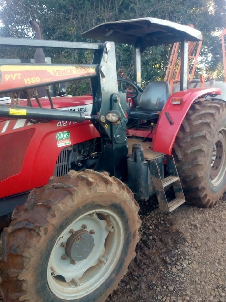 Massey Ferguson MF 4275 2011 — foto 3